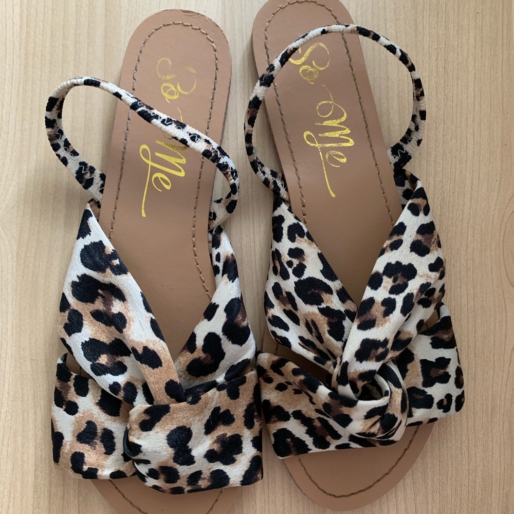 Sandals - Picture 2 of 3